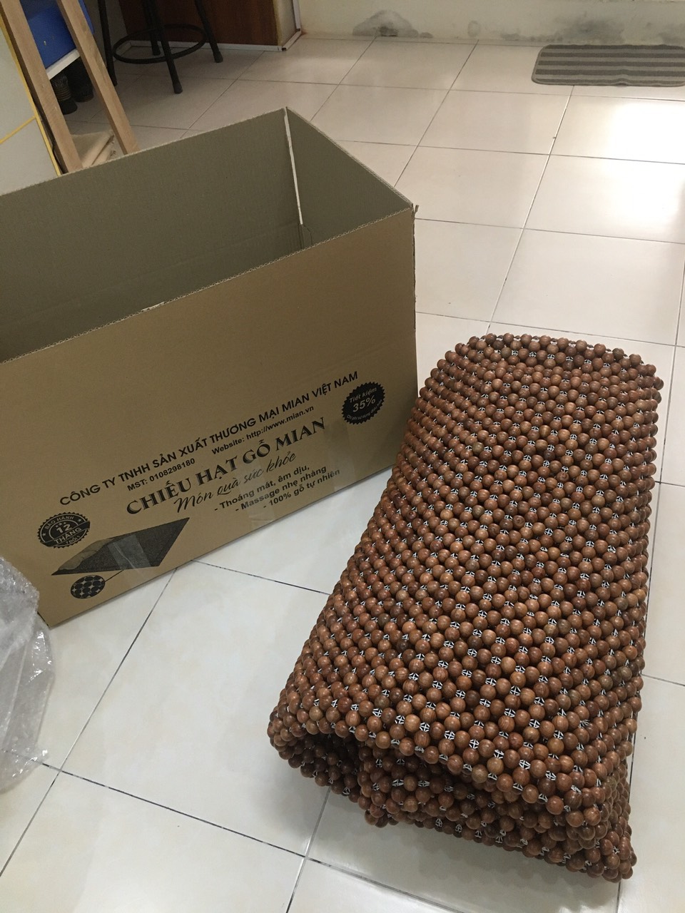 Chiếu Hạt Gỗ Hương Mộc Cao Cấp - Kích Thước 1,8mx2m hạt 1.6cm ( video , hình thật )