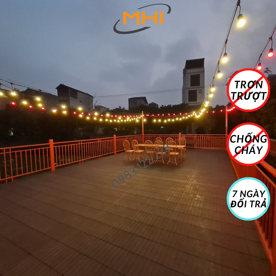 Vỉ nhựa lót sàn MHI cao 2 cm, chuyên dụng cho ban công, bể bơi sân vườn PP - kích thước 30 cm x 30 cm x 2 cm