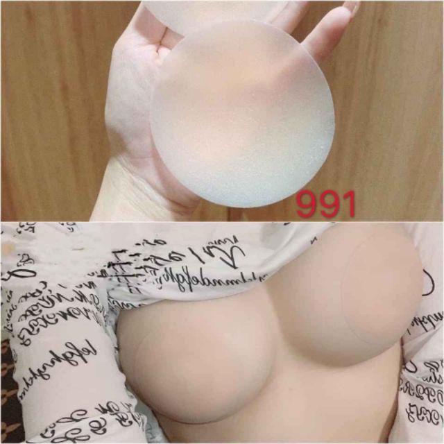 Một đôi dán ti silicon dùng nhiều lần cực đẹp- hộp đỏ