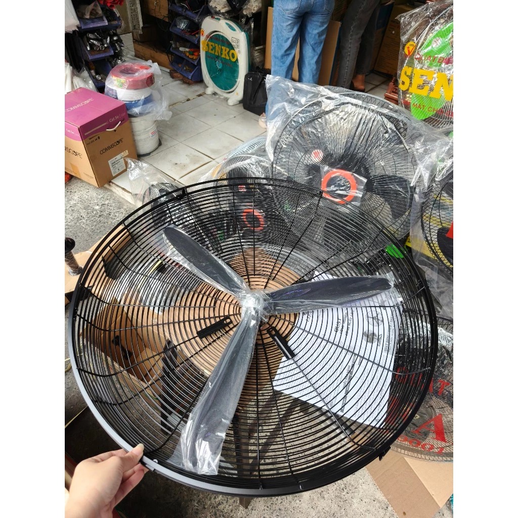 Quạt đứng công nghiệp LIFAN D-30CX - Sải cánh 74cm, 170W - Hàng chính hãng