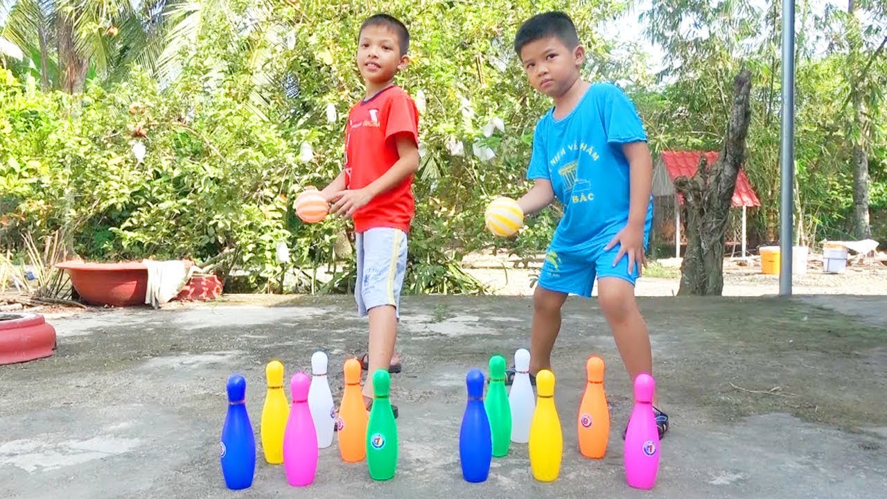 Đồ Chơi Ném Bóng Bowling Bằng Nhựa An Toàn, Rèn Đôi Tay Khéo Léo Và Vận Động Cho Bé