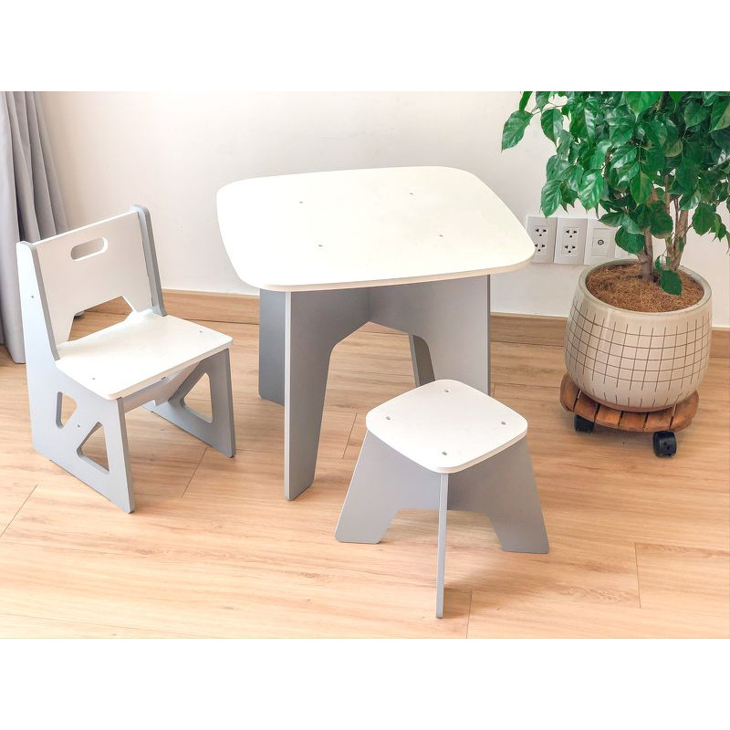 Bộ Bàn Ghế Gỗ Lắp Ghép Dành Cho Bé Theo Phong Cách Nhật