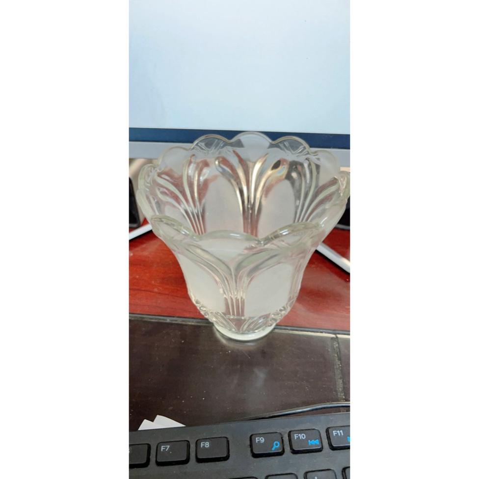 Chao quạt trần trên nhà Đèn tô điểm