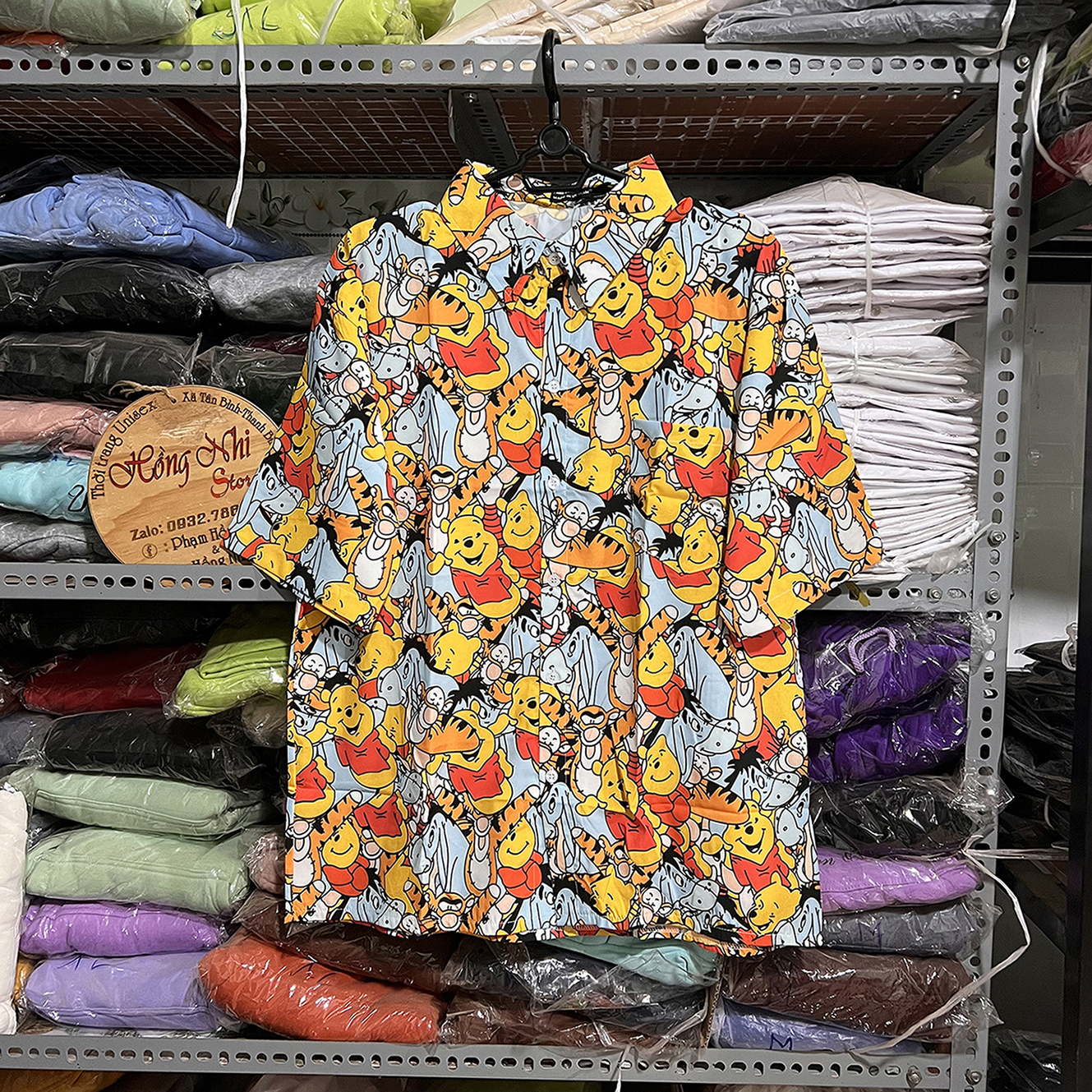 Áo Sơ Mi Hoạ Tiết Đi Biển Gấu Pooh Hoạt Hình Tay Lỡ Dáng Rộng Ulzzang Unisex - MM