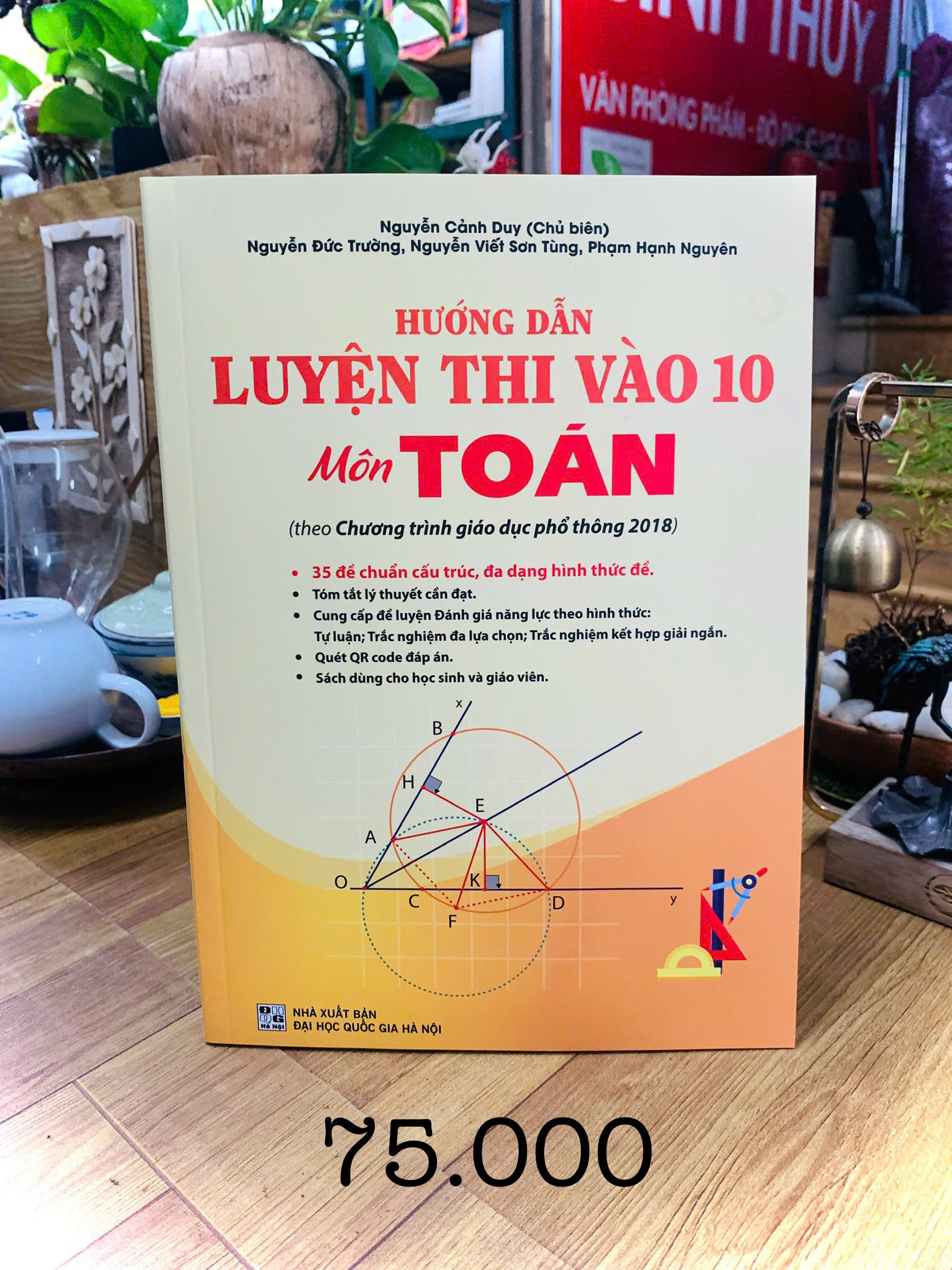 Sách - HƯỚNG DẪN LUYỆN THI VÀO 10 Môn TOÁN (theo Chương trình giáo dục phổ thông 2018)