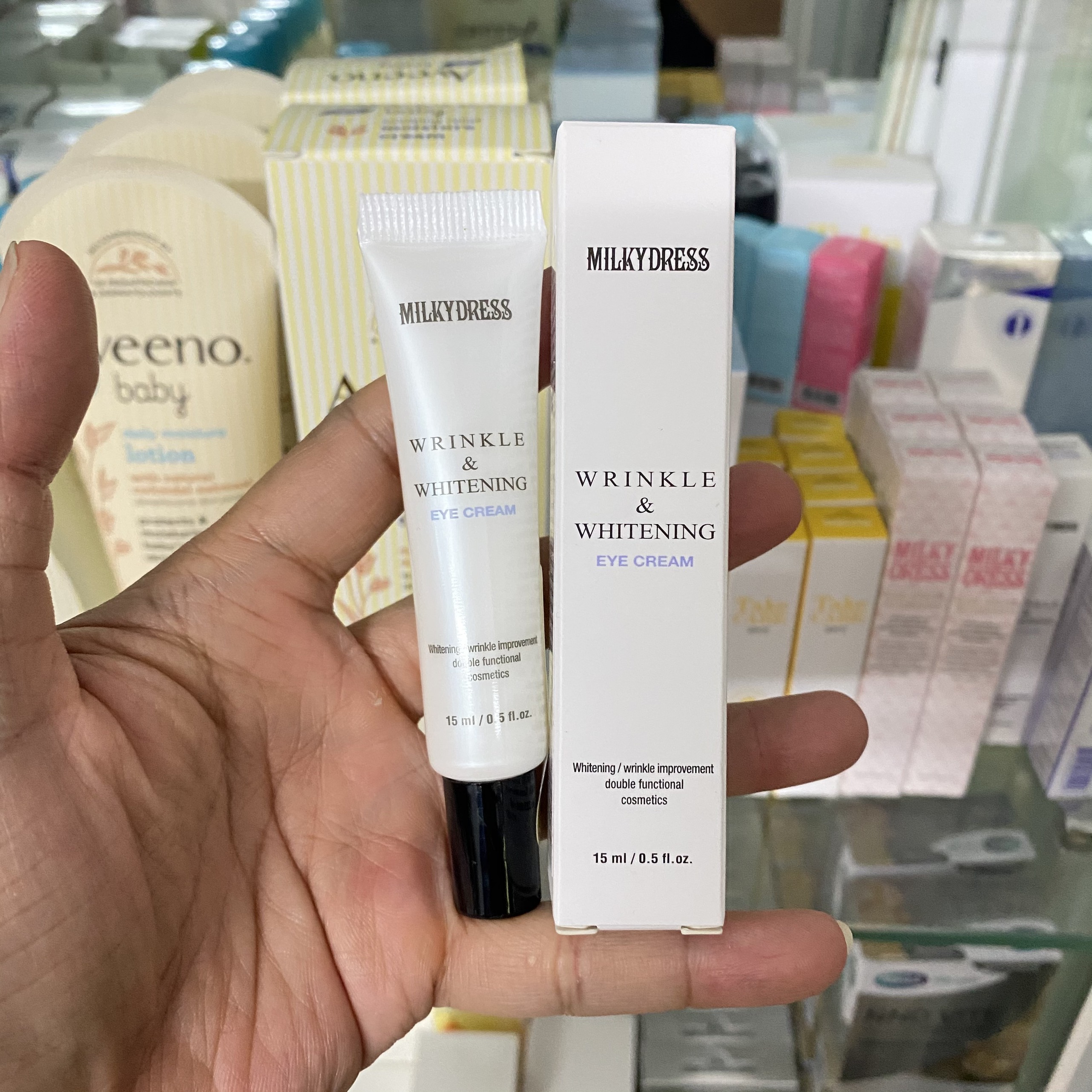 Kem hỗ trợ Trị Thâm Và Dưỡng Sáng Vùng Mắt Milky Dress