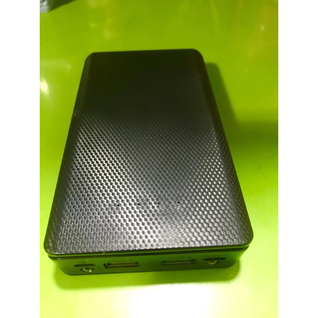 Box sạc dự phòng không pin 6 cell 18650 có cổng Type-C màu đen