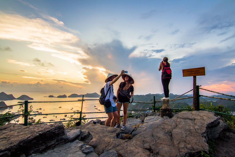 TOUR HÀ NỘI - ĐẢO NGỌC CÁT BÀ - VỊNH LAN HẠ