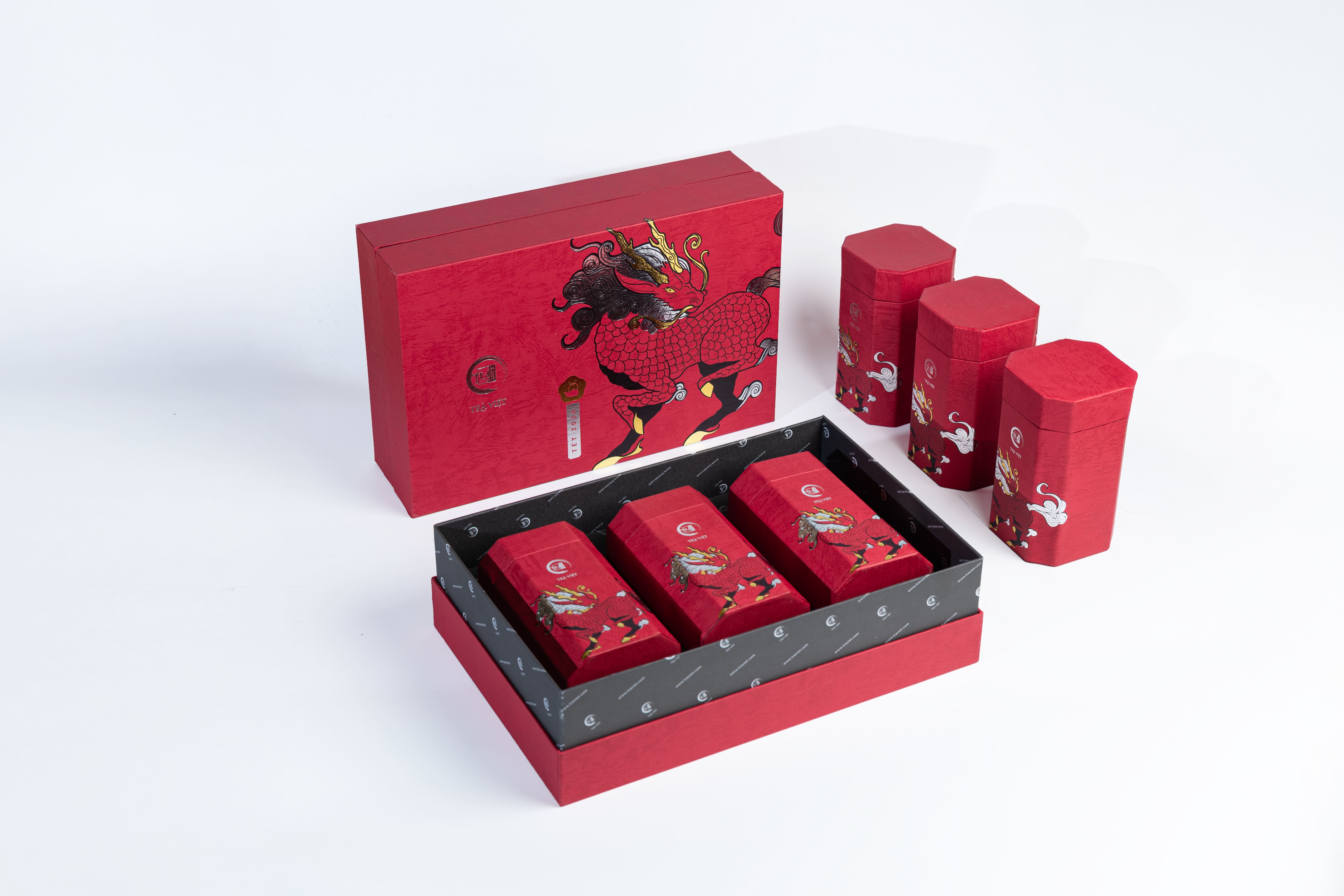 [ Quà Tết Cao Cấp - TRÀ VIỆT ] – Hộp Quà Tri Ân Giấy Gân Nổi Mỹ Thuật – Quà Tặng Tết Sang Trọng