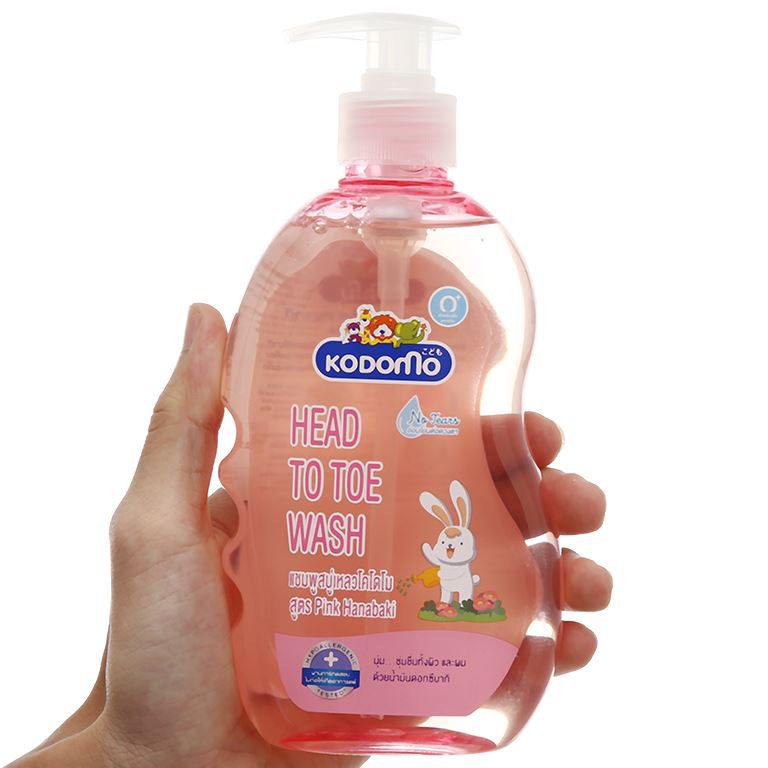 Dầu tắm &amp; gội Kodomo Pink Hanabaki 400ml - Cho bé từ 0+ Không có cồn, Không chất tạo mùi, không gây dị ứng, Không cay mắt
