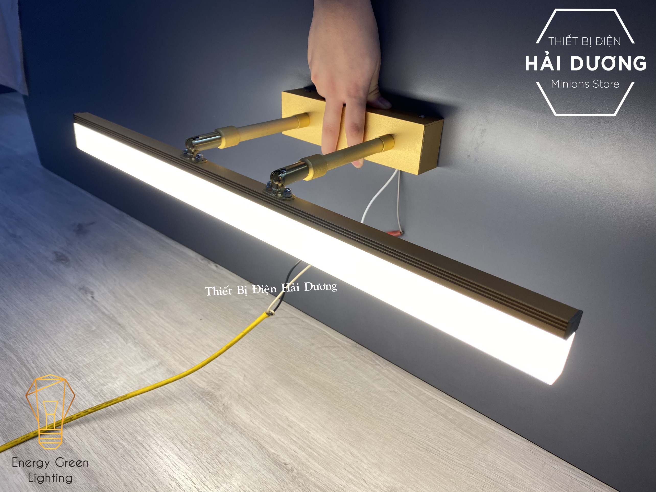Đèn soi tranh - Đèn rọi gương Led Model 1032 40cm 7w 3 Chế Độ Ánh Sáng - Điều chỉnh được góc chiếu