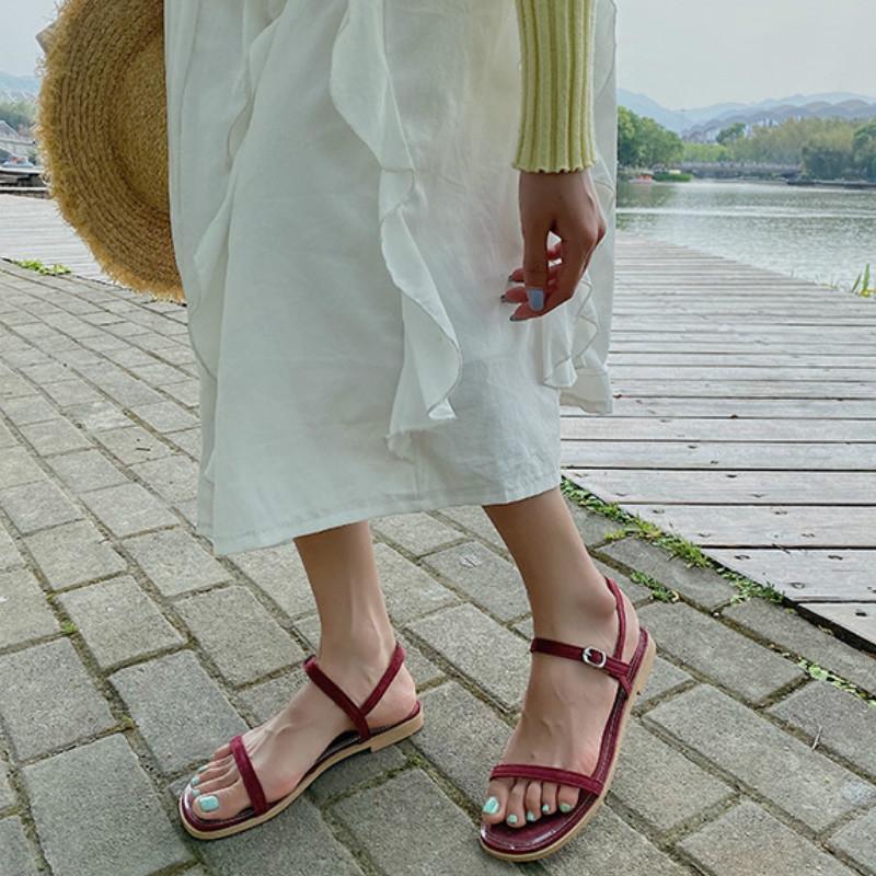 Giày sandal đế bằng hở ngón xinh xắn thời trang cho nữ