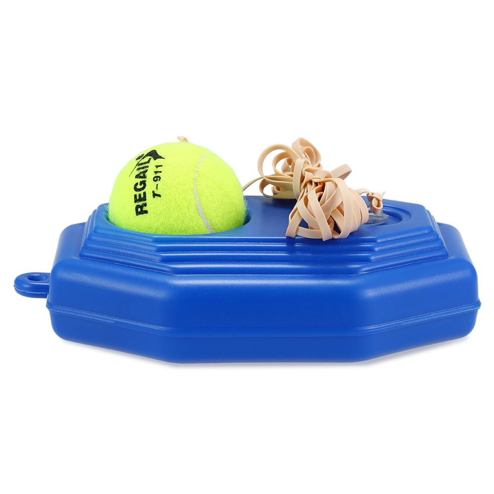 Bộ dụng cụ tập luyện tennis bao gồm một bảng đế và một quả bóng tennis có dây đàn hồi