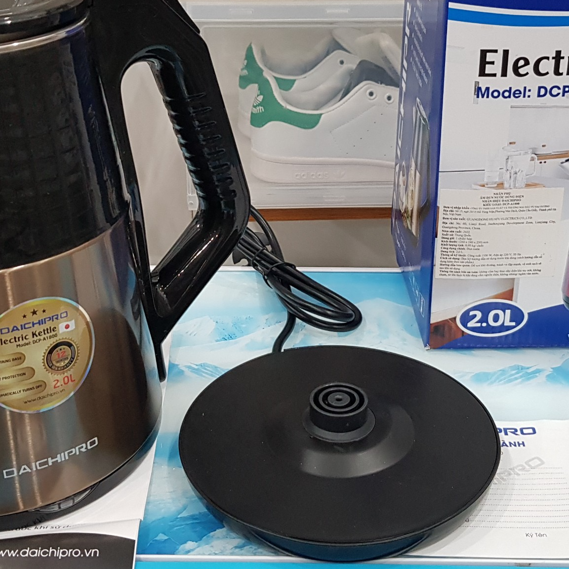 Ấm Siêu Tốc Daichipro DCP A1800, Dung Tích 2L, Công Nghệ Nhật Bản, Lòng Ấm Inox, Vỏ Nhựa ABS Cách Nhiệt An Toàn Tuyệt Đối - Hàng Chính Hãng
