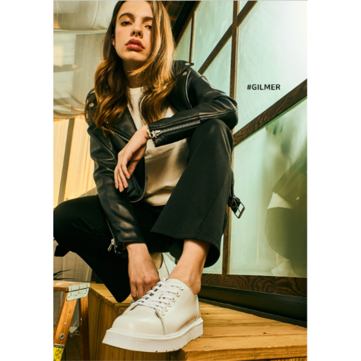 Giày Domba Gilmer Màu Trắng M-4705 - Phối Đồ Đa Dạng Unisex