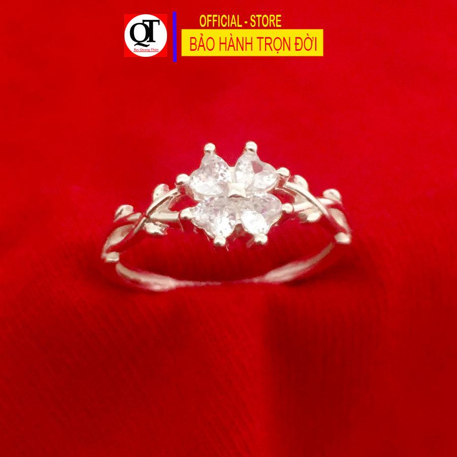 Nhẫn nữ cỏ bốnlá đính đá cao cấp kiểu dáng thời trang có hộp đựng Bạc Quang Thản - QTTN123