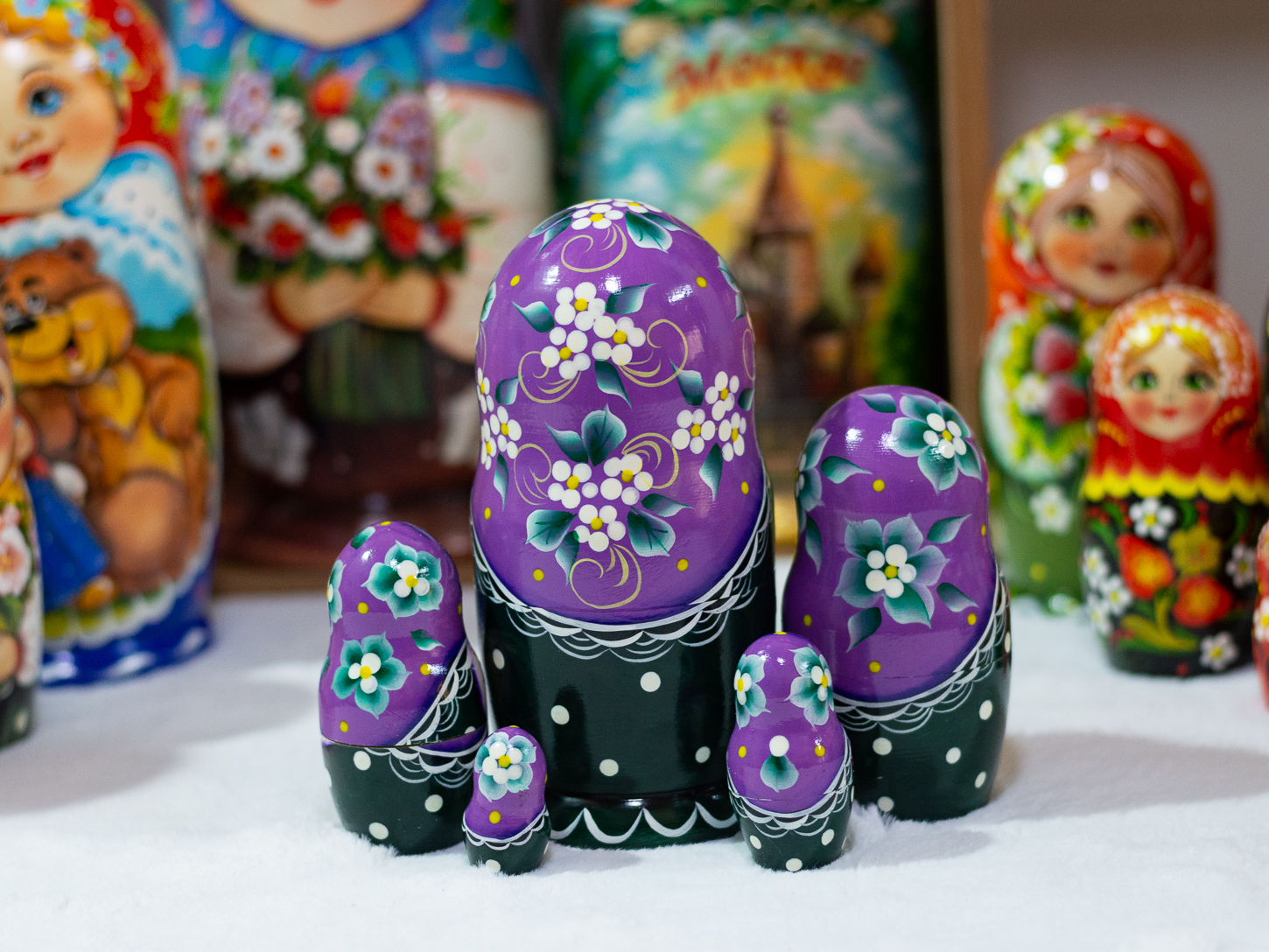 BỘ BÚP BÊ NGA MATRYOSHKA 5 LỚP 15CM "MISA ÔM HOA TÍM" RẤT ĐẸP VÀ ĐỘC ĐÁO