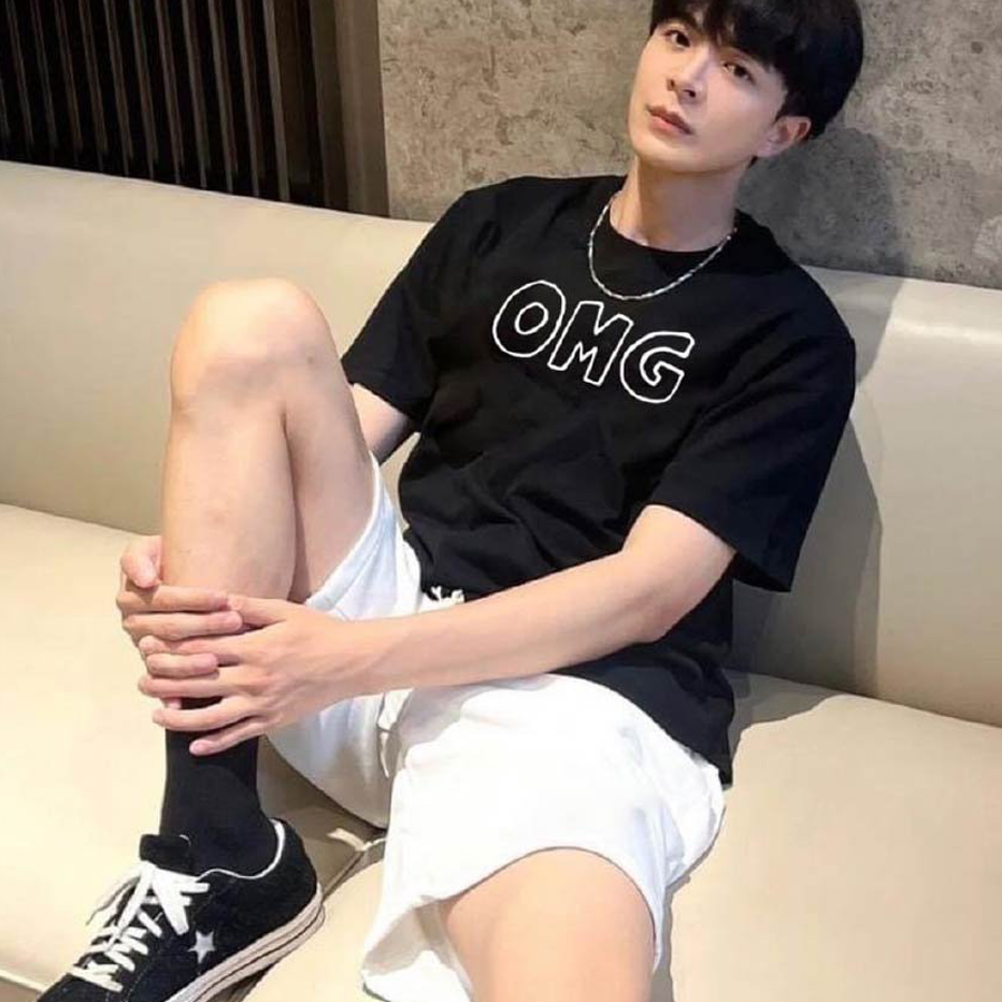 Áo Thun Nam Tay Ngắn Màu Đen In Chữ OMG