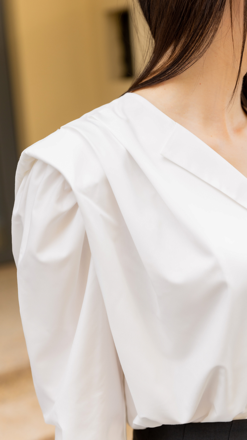 Áo sơ mi vai chờm có đệm Bianca thiết kế cao cấp WHITE CHIC
