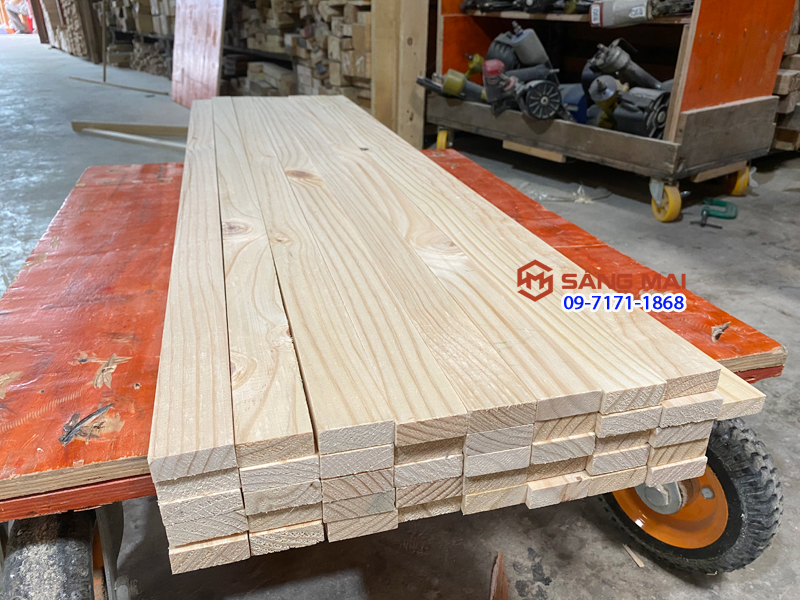 [MS121] Thanh gỗ thông 4cm x 1,5cm x dài 120cm + láng mịn 4 mặt