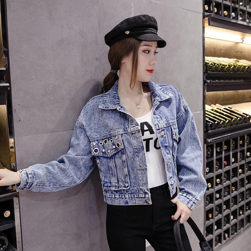 HÀNG CHUẨNÁo khoác JEANS nữ túi phồng đính họa tiết, Áo jeans UNISEX form croptop thiết kế hot trend 2021.METSHOP