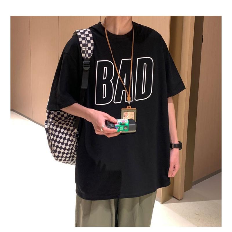 Áo thun tay lỡ BAD trước ngực dáng rộng unisex