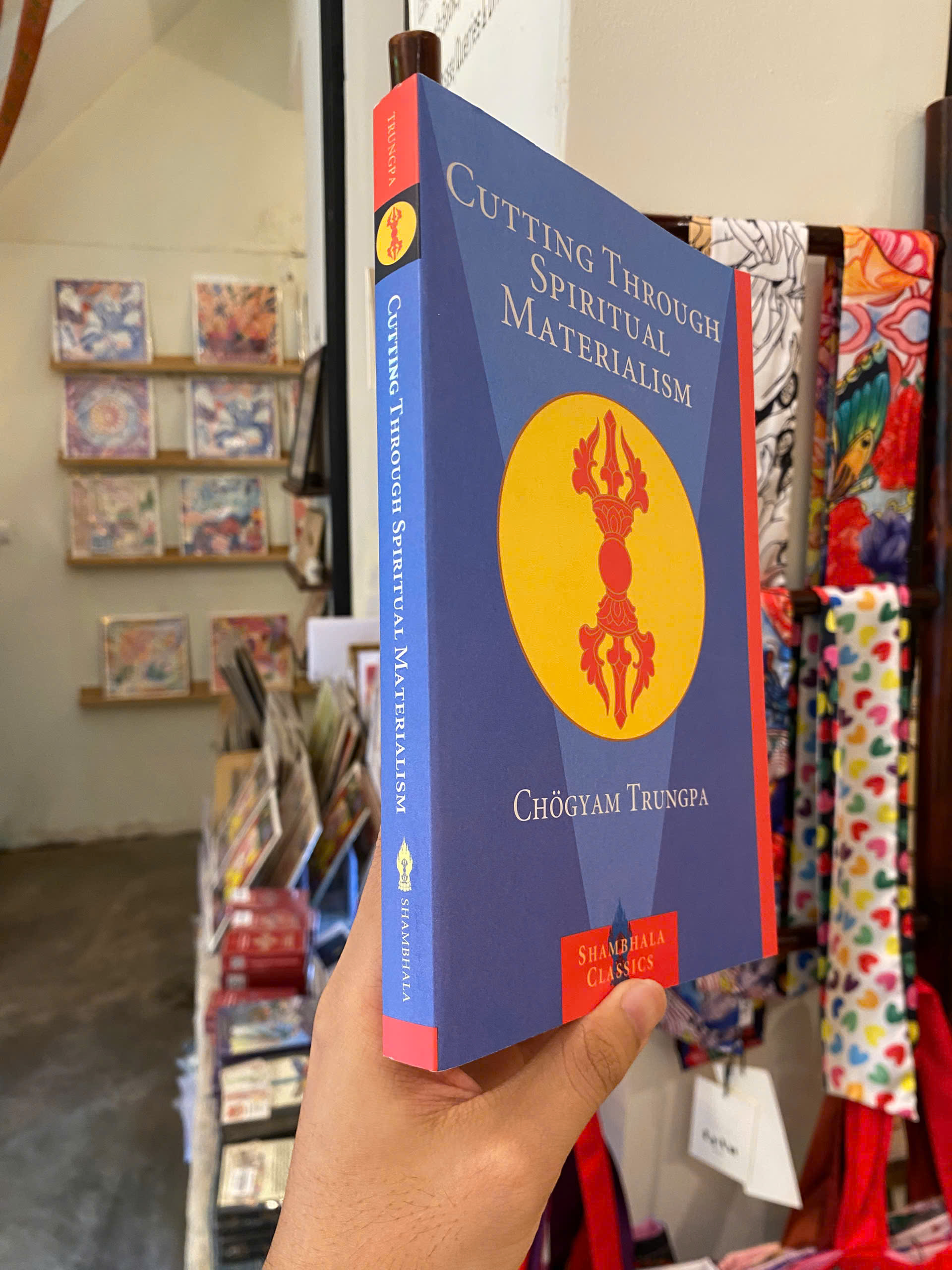 Sách - Cutting Through Spiritual Materialism by Chögyam Trungpa | Buddhism Modern Spiritual Classic