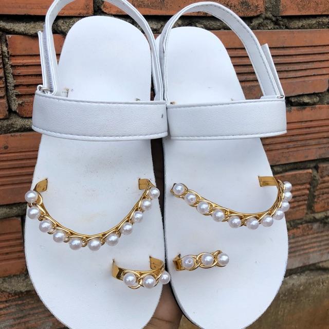 sandals nữ đế trắng quai trắng ( có phối châu trắng ) size 35 đến 40