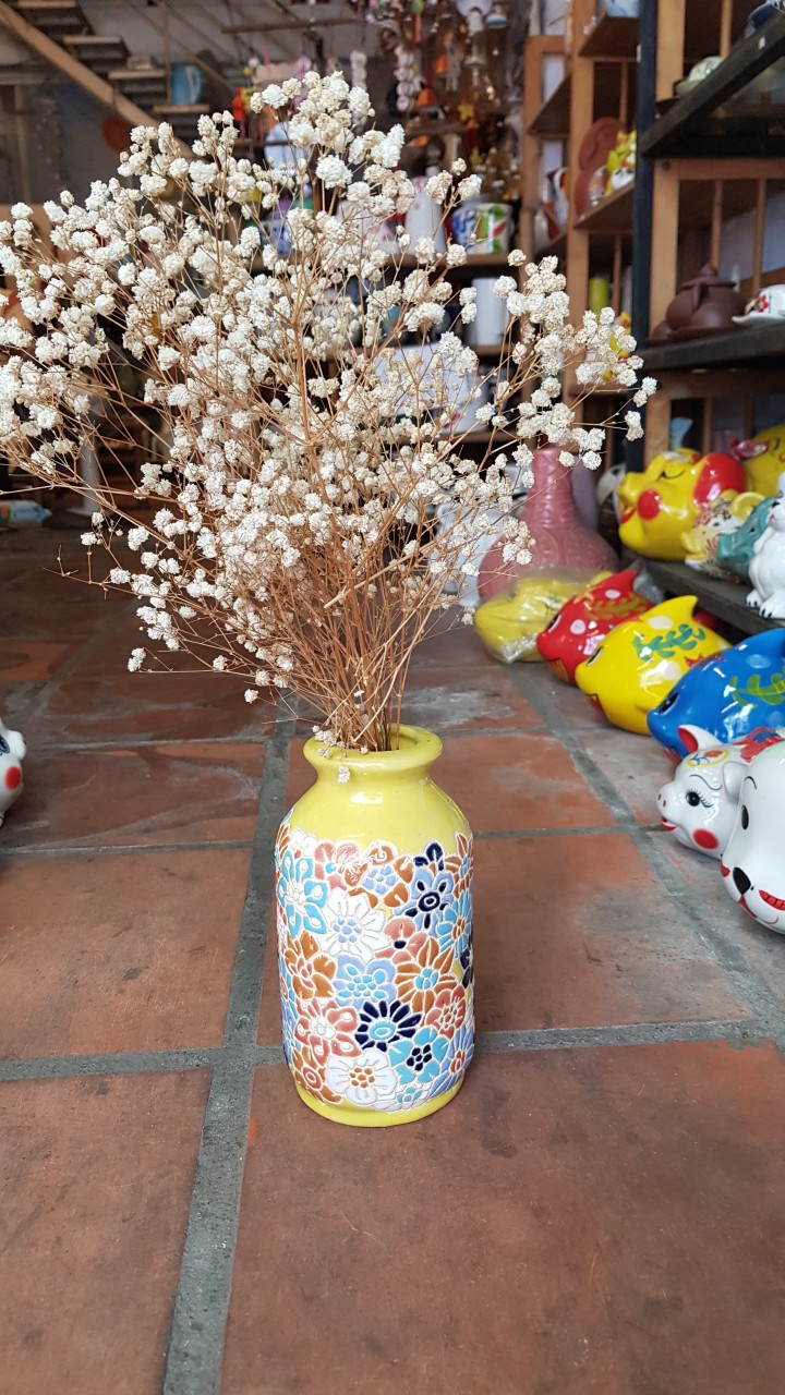 Bình hoa, bình cắm hoa với hoa văn khắc chìm và chấm men màu từng chi tiết nhỏ, cao 19cm, trang trí nhà cửa, quà tặng tân gia, sinh nhật, gốm Biên Hòa. Giao từ HCM