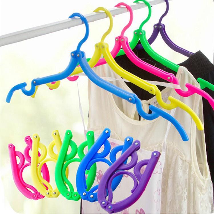 Móc Treo Quần Áo Xếp Gọn Bỏ Túi Tiện Lợi Mã 5502