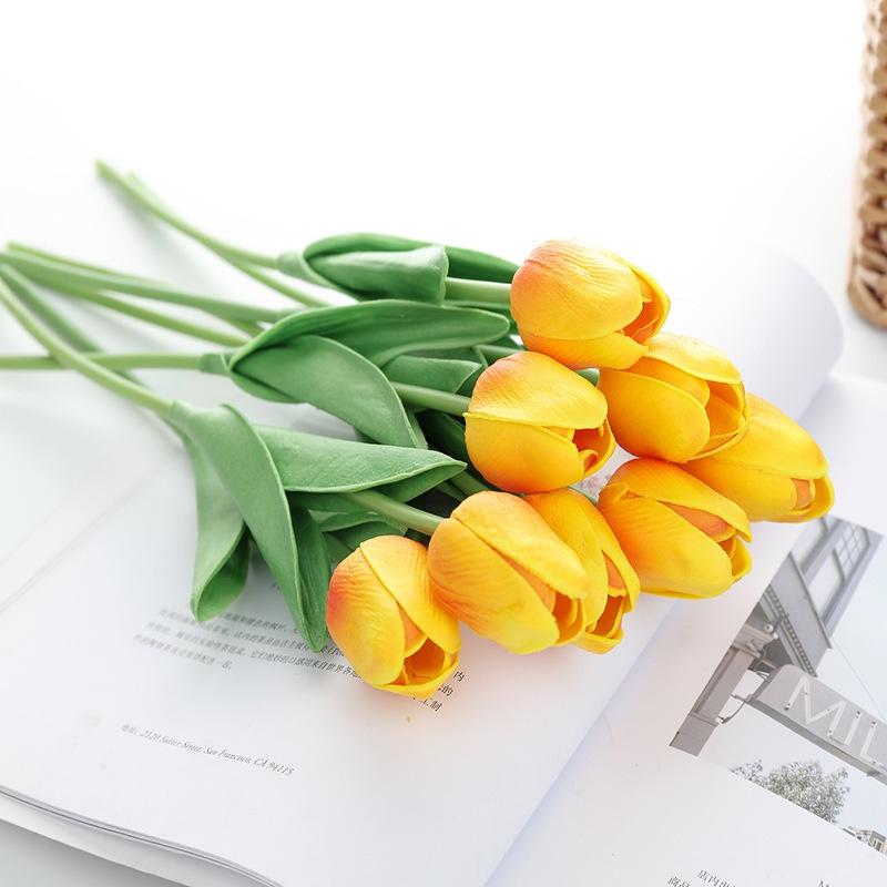 Hoa tulip giả trang trí kiểu dáng xinh xắn