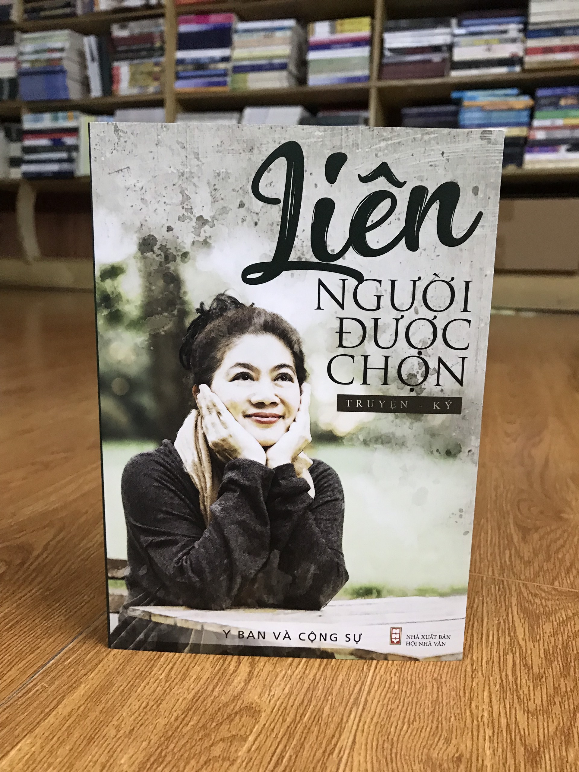 Combo LIÊN NGƯỜI ĐƯỢC CHỌN + BITNA DƯỚI BẦU TRỜI SEOUL