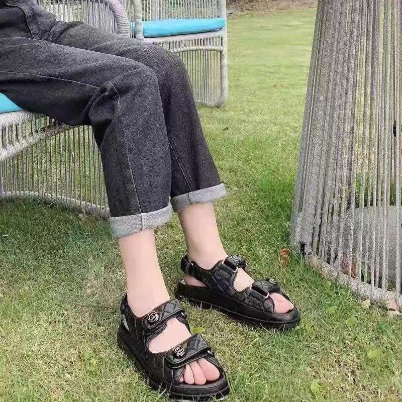 Dép sandal nữ quai dán Trần trám đế bánh mì siêu nhẹ cao 3cm