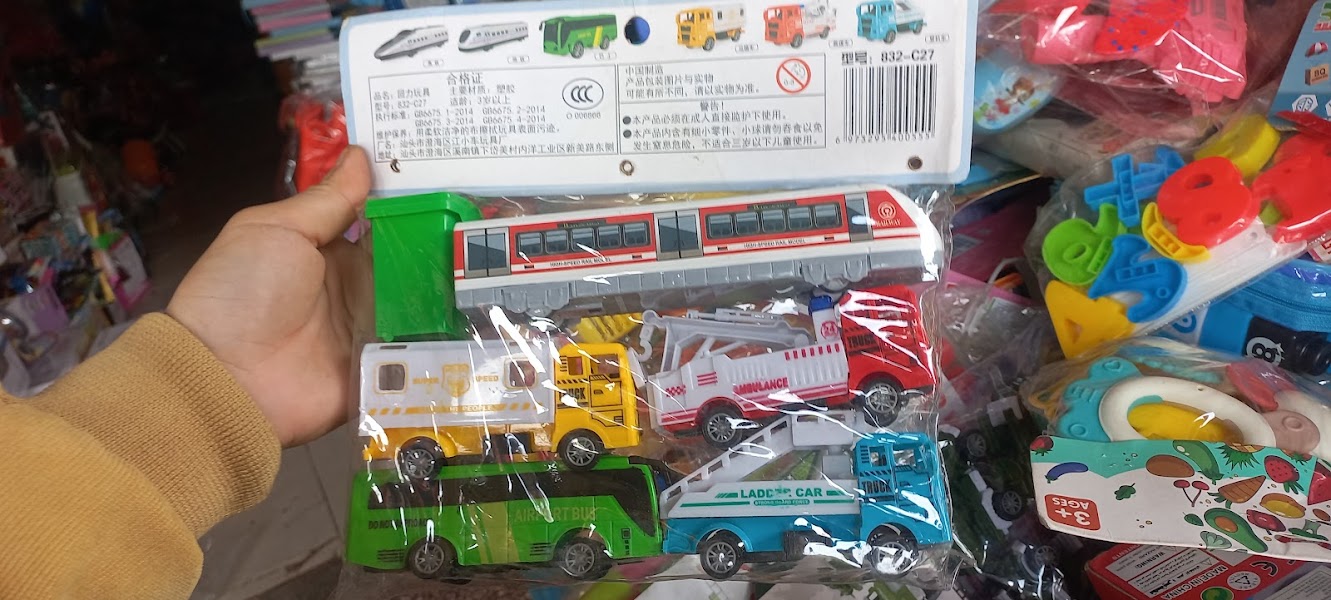 Đồ chơi túi xe trớn có xe điện ngầm
