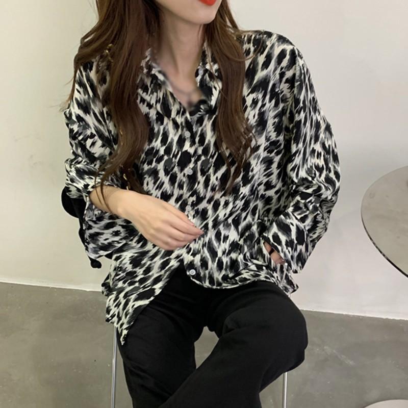 Áo Sơ Mi Chiffon Dáng Rộng Họa Tiết Da Báo Quyến Rũ Cho Nữ