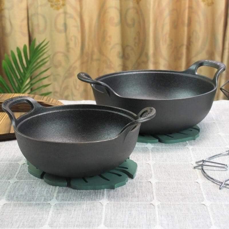 Chảo nồi gang sâu lòng đúc nguyên khối size 20cm và 25cm tặng kèm vung gỗ - PHẢI TÔI CHẢO