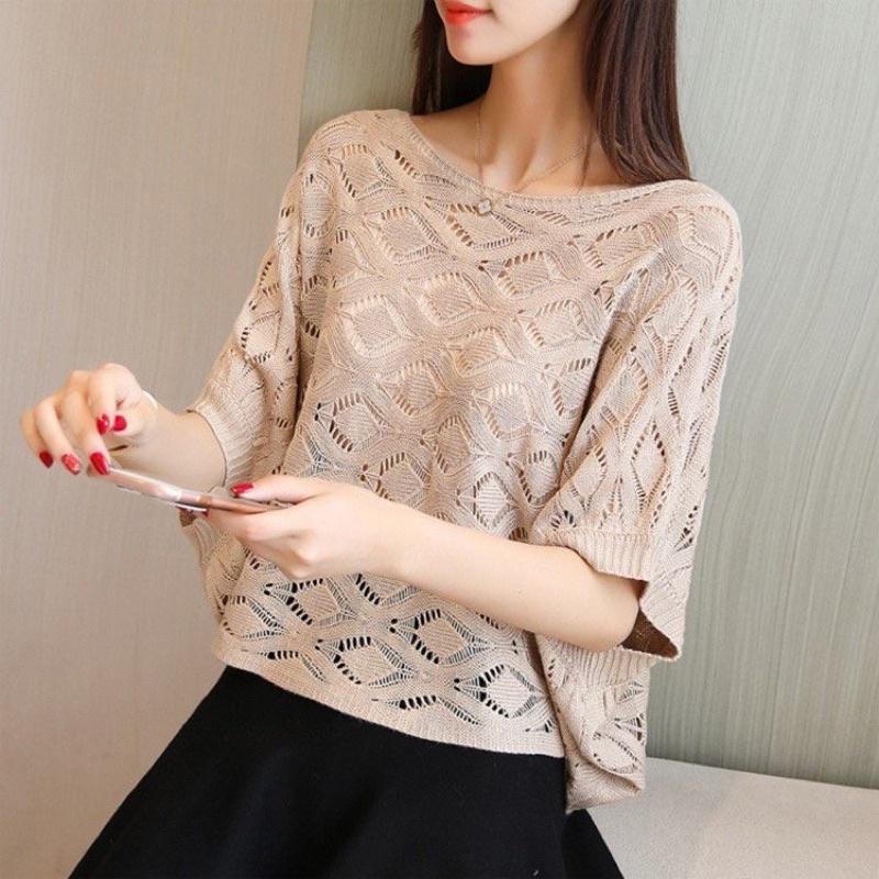 Áo len lưới mỏng dáng cánh dơi diện xuân hè