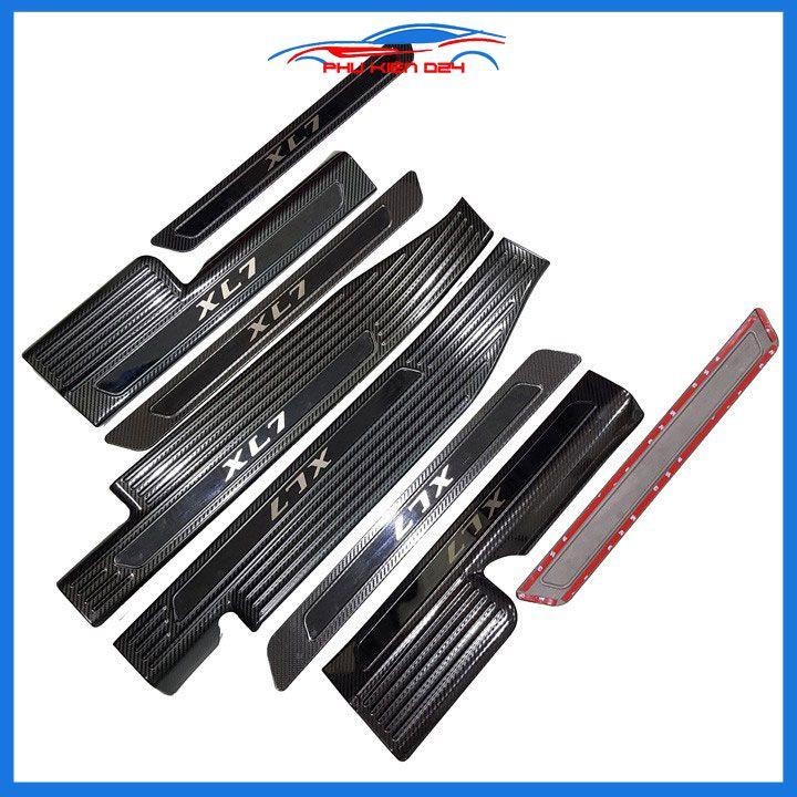 Bộ nẹp bước chân trong ngoài vân Cacbon xe XL7 2020-2021 chống trầy làm đẹp ô tô