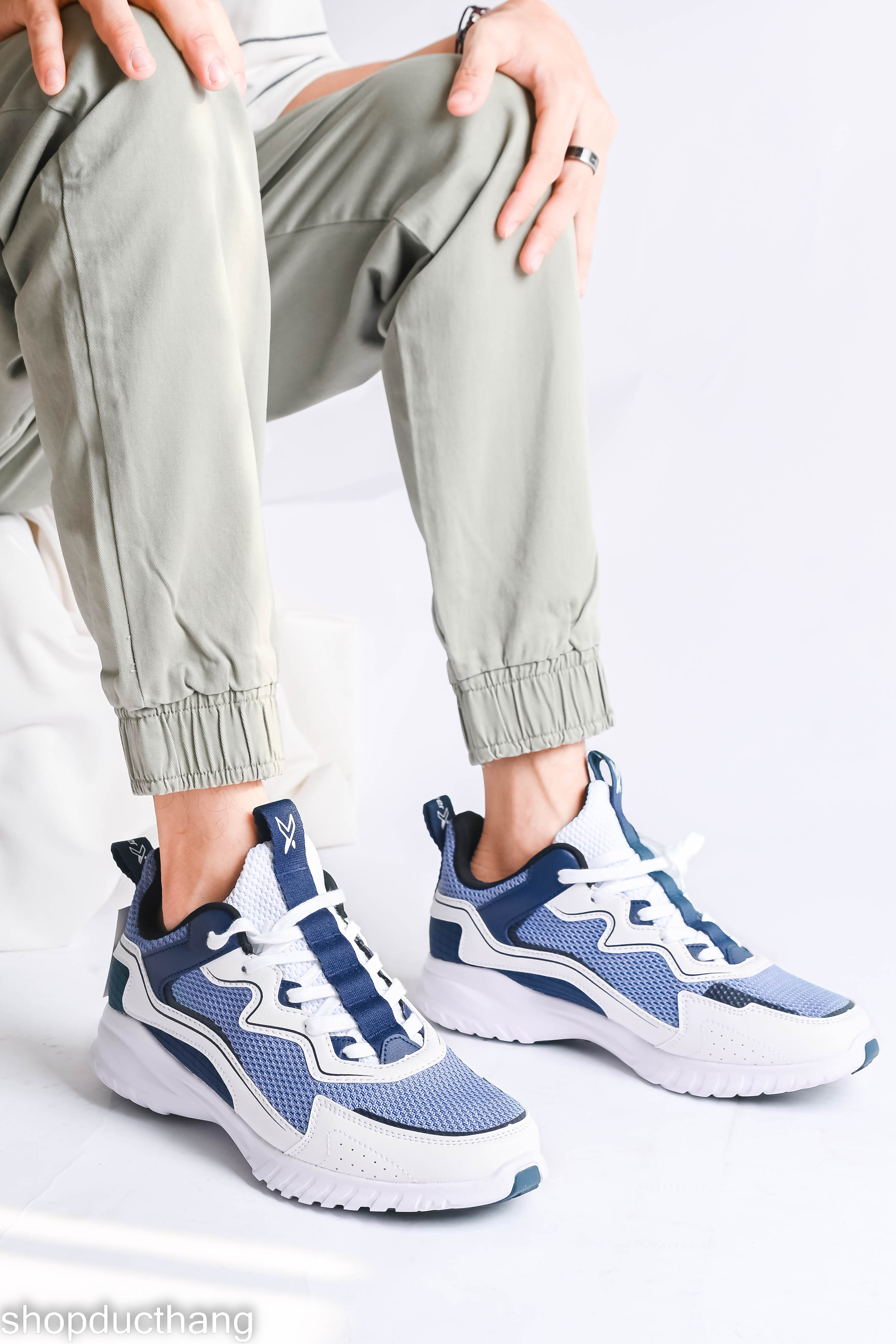 Giày Thể Thao Nam Biti's Hunter X Wavy Collection