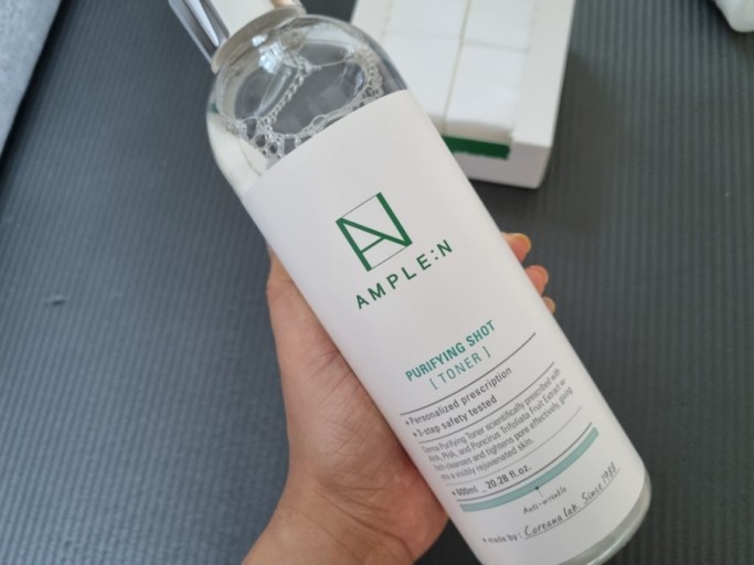 Nước hoa hồng làm sạch, se khít lỗ chân lông Ample:N Purifying Toner 600ml