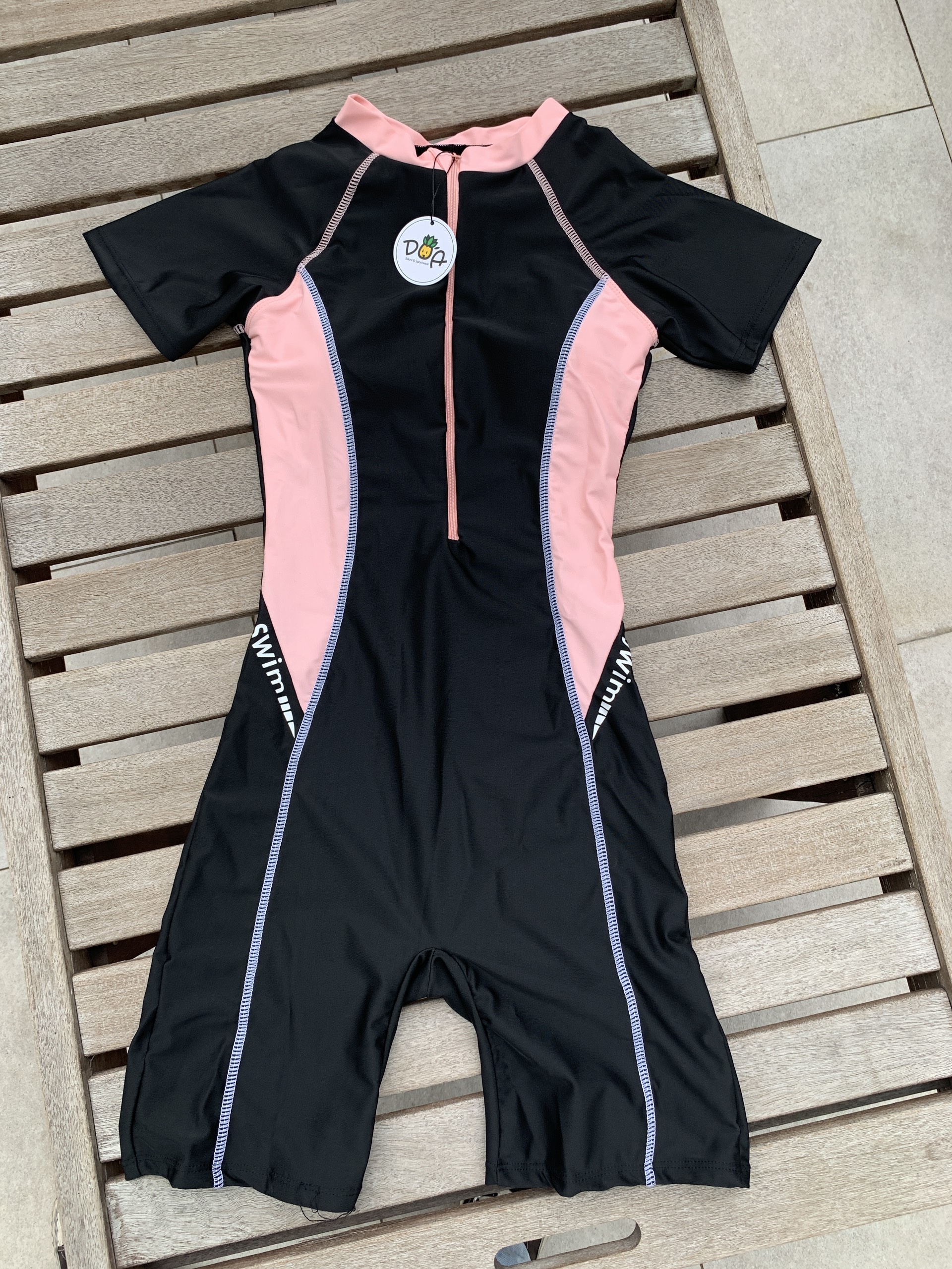 Đồ Bơi Tay Ngắn Liền Quần Lửng SWIM 3105