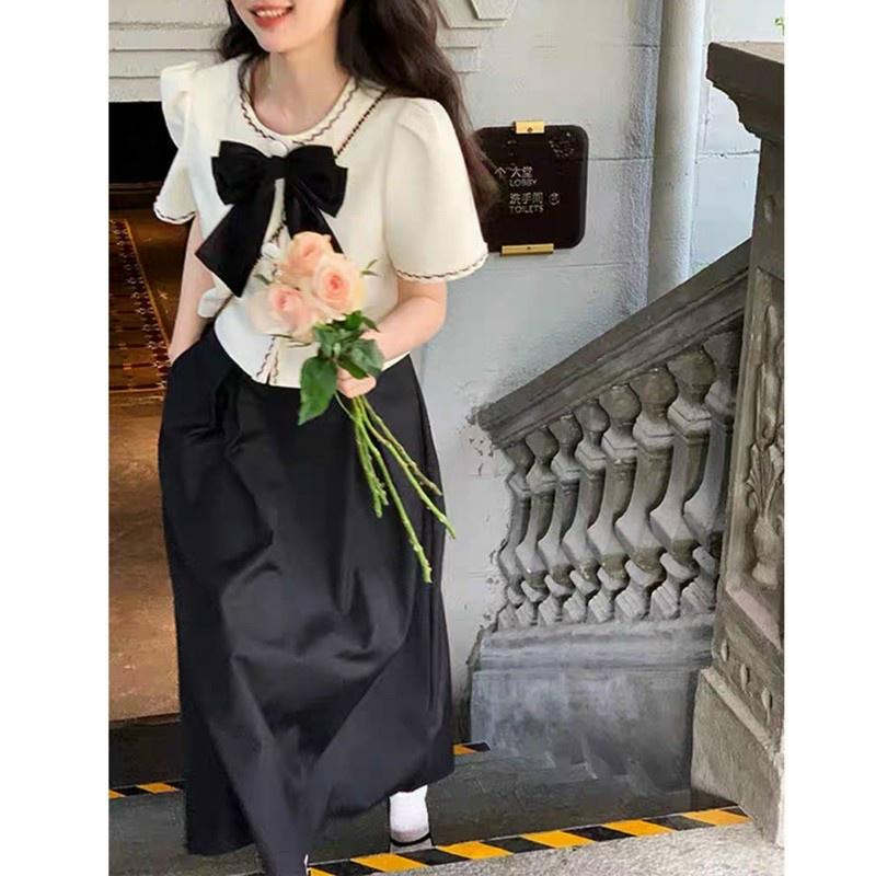TCO set áo croptop chạy viền ren phối nơ ngực kèm chân váy đen xòe tiểu thư