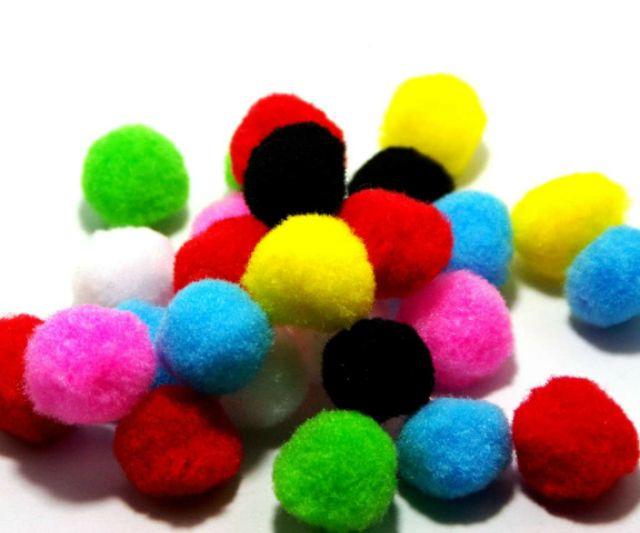 Hạt bông pom pom