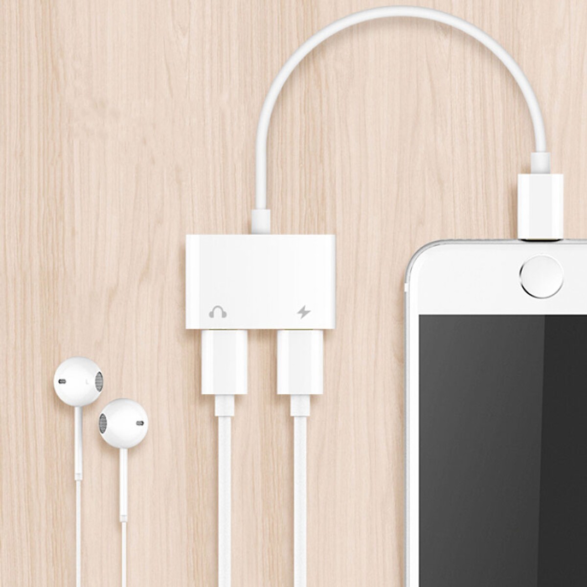 Cáp Chia Cổng Lightning Sang 2 Cổng Tai Nghe Và Sạc Lighting Hỗ Trợ Mic Đàm Thoại