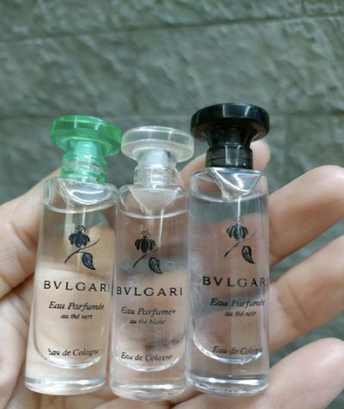 Set 2 lọ nước hoa mini bỏ túi 5ml tiện ích