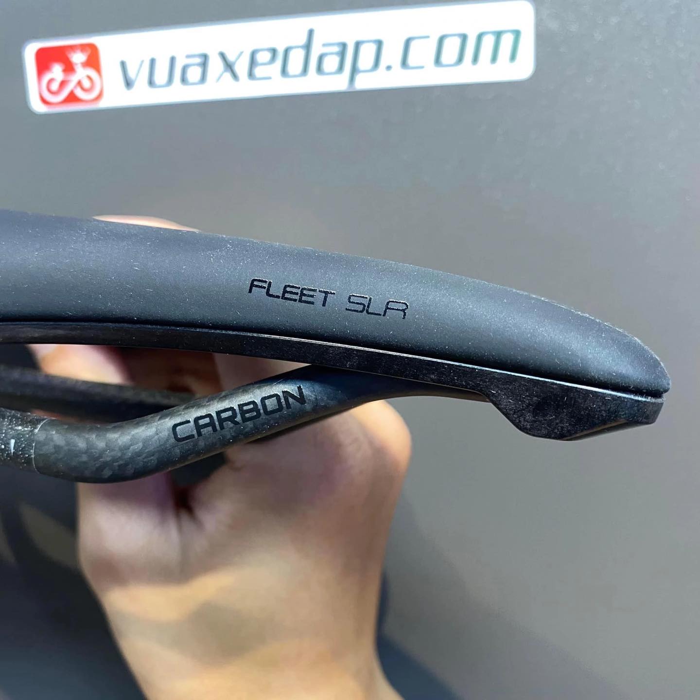 Yên GIANT FEET SLR chính hãng