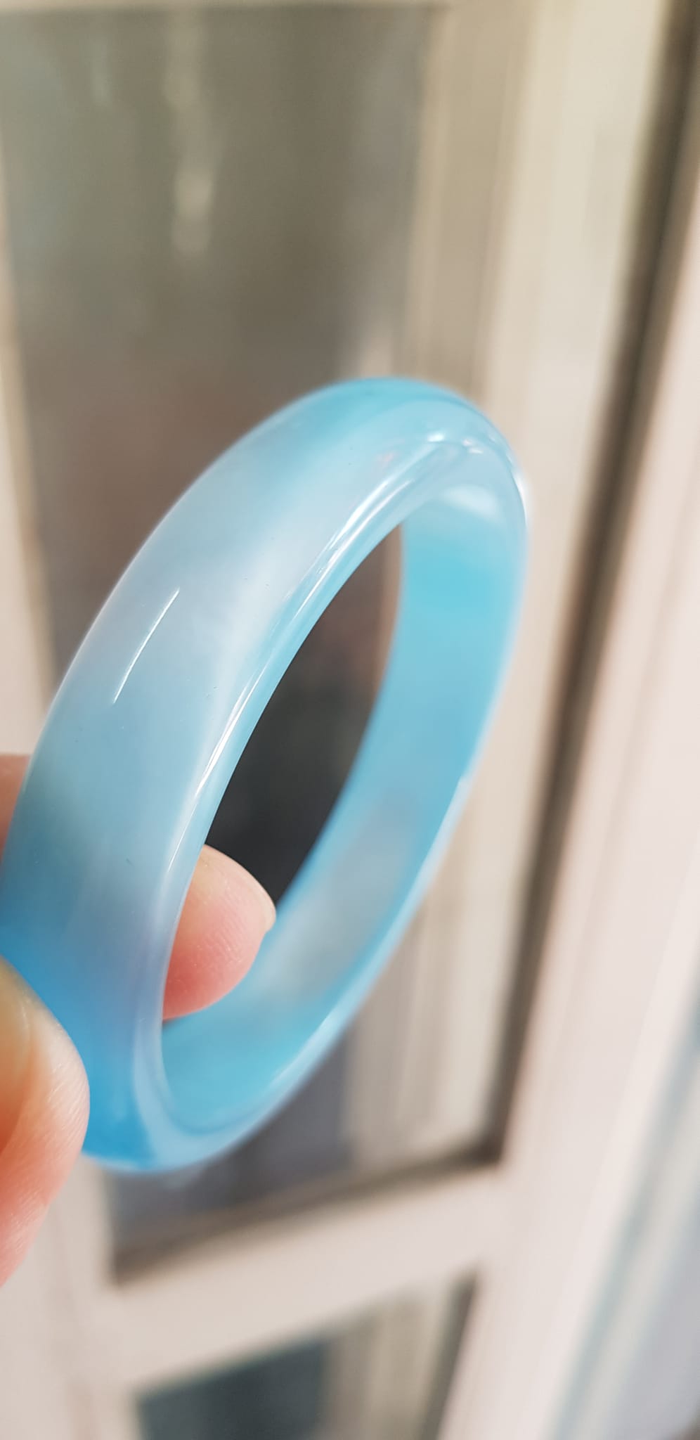 Vòng tay nữ đá mắt mèo Xanh dương nhẹ bản hẹ mới Ni 53mm x cao 12mm x dầy 6,5mm Nữ 49kg - 54kg đeo Vòng màu xanh dương nhẹ xinh tươi đẹp rẻ lắm chuẩn hợp nữ mệnh thuỷ mệnh mộc ạ