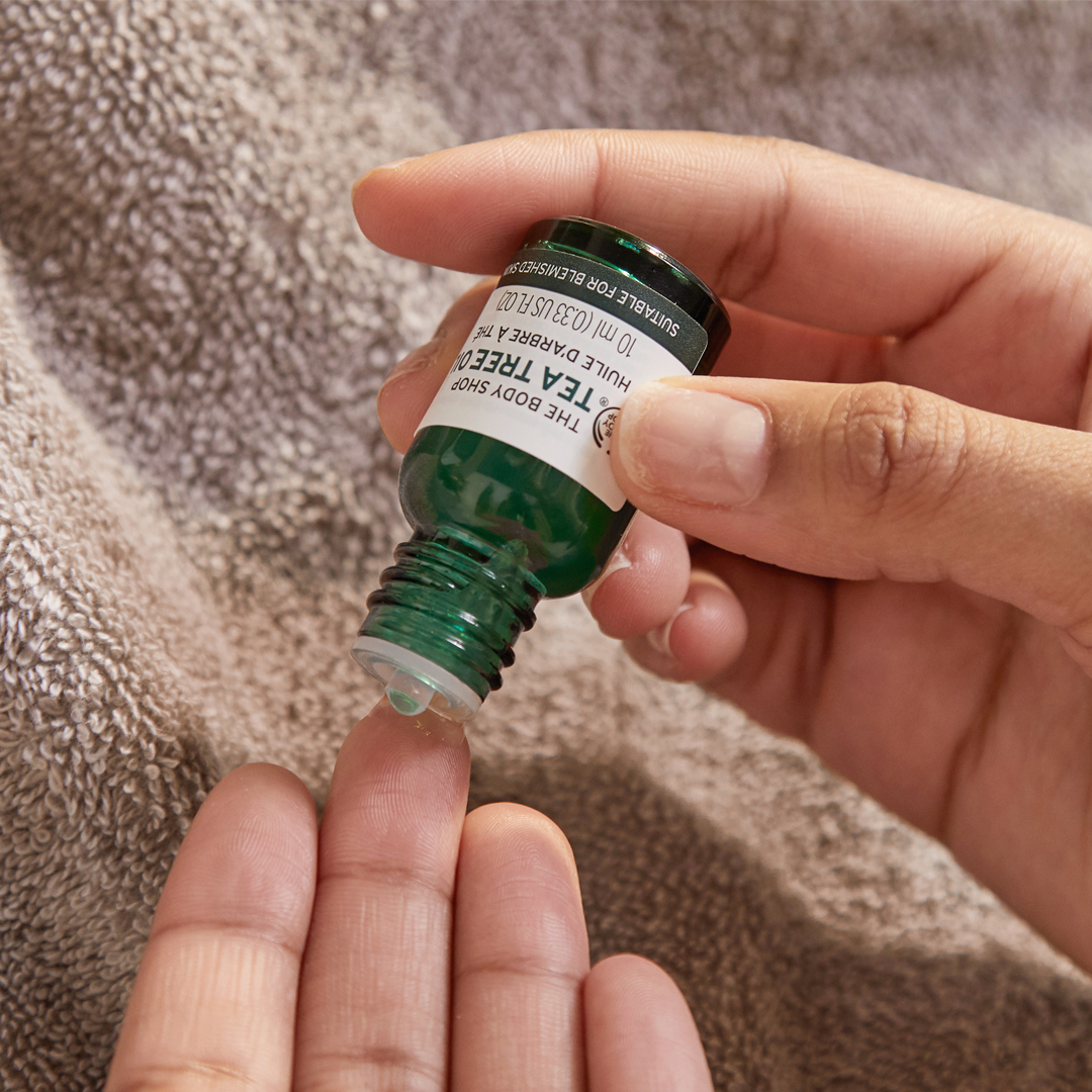 Tinh Dầu Cho Da Mụn The Body Shop Tea Tree Oil