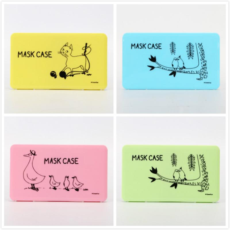 Hộp Đựng Mặt Nạ Hình Chữ Nhật Bằng Nhựa Tiện Dụng