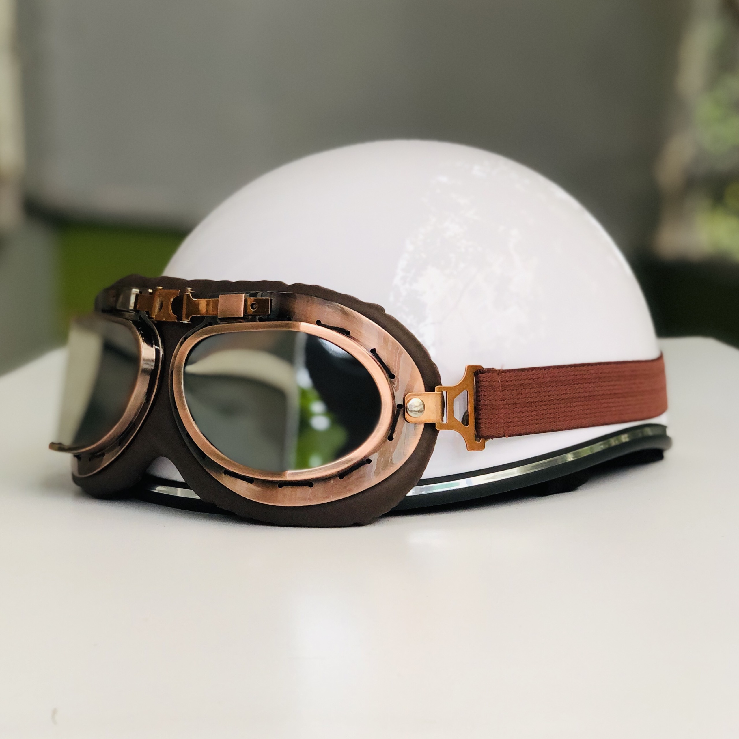 Mũ bảo hiểm xe máy 1/2 RONA haly viền bạc kèm kính phi công viền đồng cao cấp chính hãng